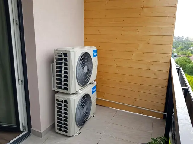 Două unități suprapuse pe terasă