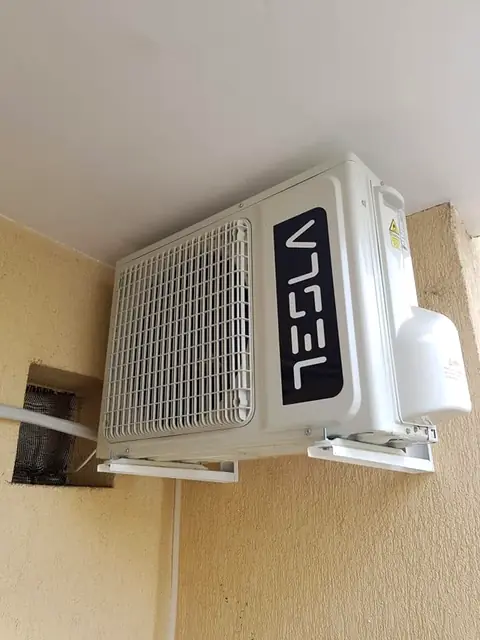 Unitate exterioară pe console